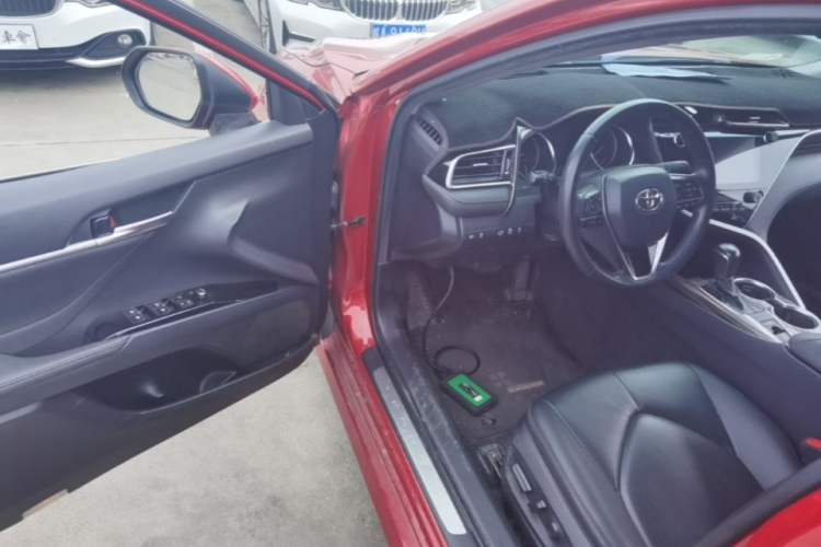 Used Toyota Camry 2019 2.0G Luxury Edition China VI Standard Driver Seat