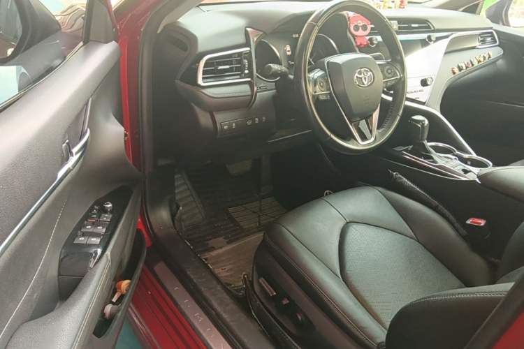 Used Toyota Camry 2019 Revised Version 2.0S Fēngshàng Edition Driver Seat