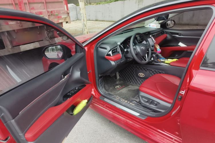 Used Toyota Camry 2019 2.5S FENGSHANG Version China VI Standard Driver Seat