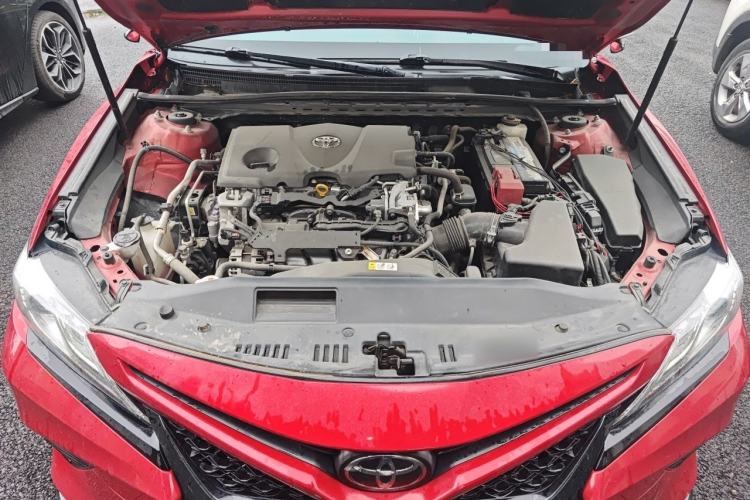 Used Toyota Camry 2019 2.5S FENGSHANG Version China VI Standard Engine Bay