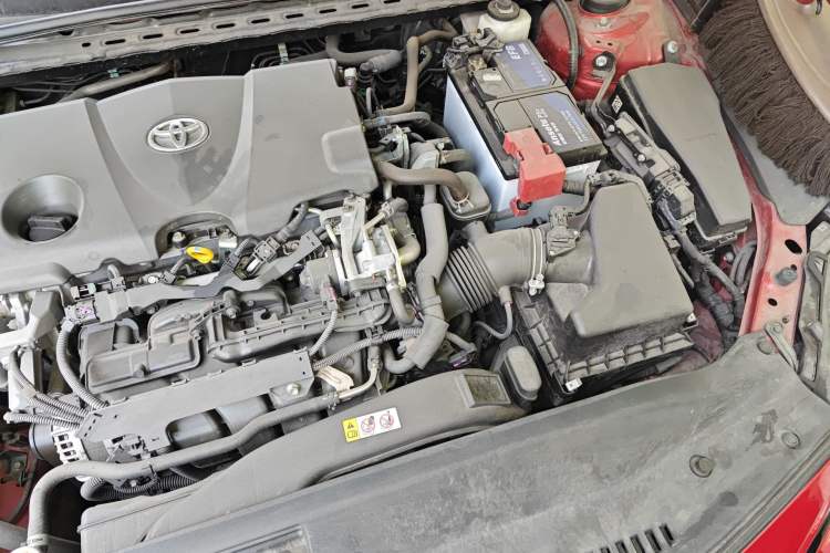 Used Toyota Camry 2019 2.5S FENGSHANG Version China VI Standard Engine Bay Left