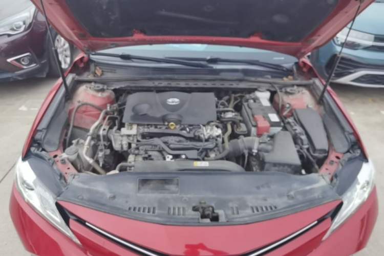 Used Toyota Camry 2019 2.0G Luxury Edition China VI Standard Engine Bay