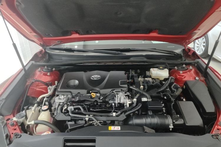 Used Toyota Camry 2019 Dual-Engine 2.5HS FENGSHANG Edition China VI Standard Engine Bay