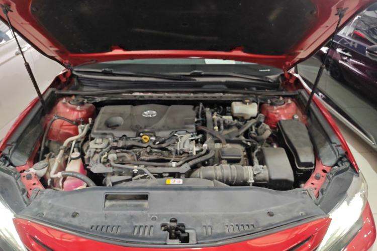 Used Toyota Camry 2019 Dual-Engine 2.5HS FENGSHANG Edition China VI Standard Engine Bay