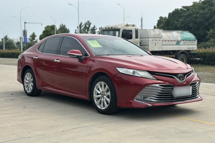 Used Toyota Camry 2019 2.0G Luxury Edition China VI Standard Exterior 1