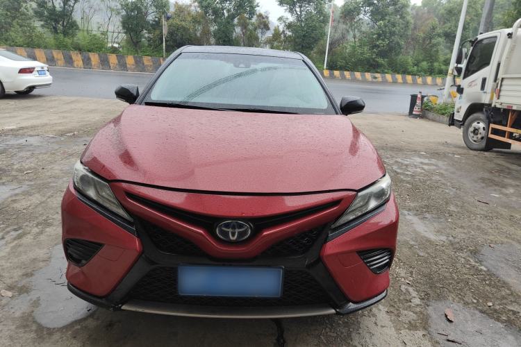 Used Toyota Camry 2019 Dual-Engine 2.5HS FENGSHANG Edition China VI Standard Exterior 1