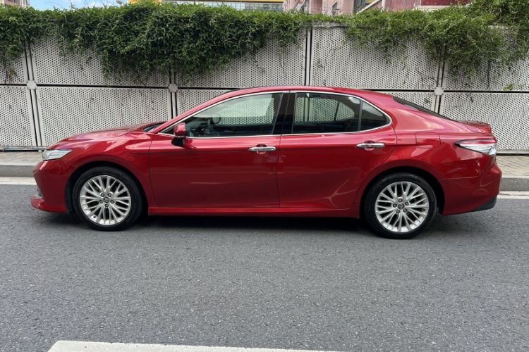 Used Toyota Camry 2019 2.5G Luxury Edition China VI Standard Exterior 3