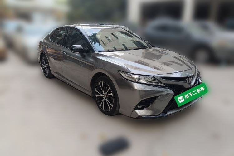 Used Toyota Camry 2019 2.5S FENGSHANG Version China VI Standard Front Right 45 Deg