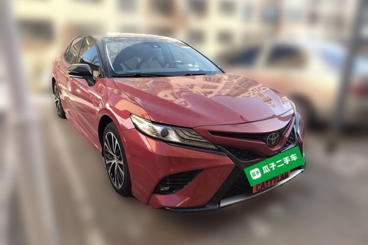 Used Toyota Camry 2019 2.0S FENGSHANG Version China VI Standard Front Right 45 Deg