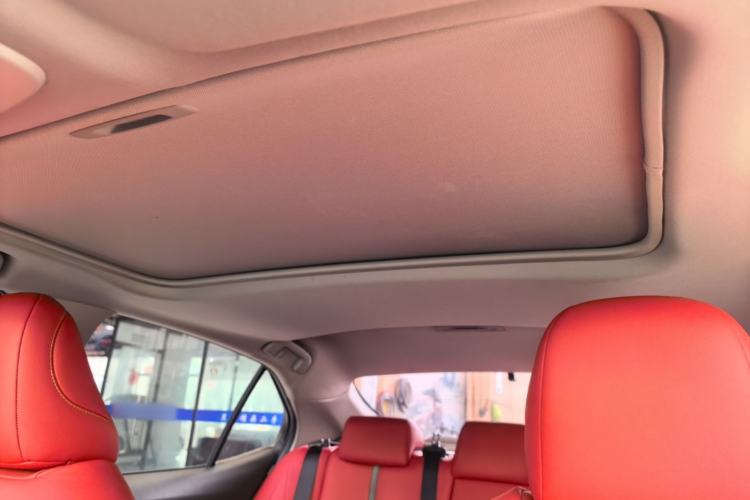 Used Toyota Camry 2019 2.5S FENGSHANG Version China VI Standard Headliner