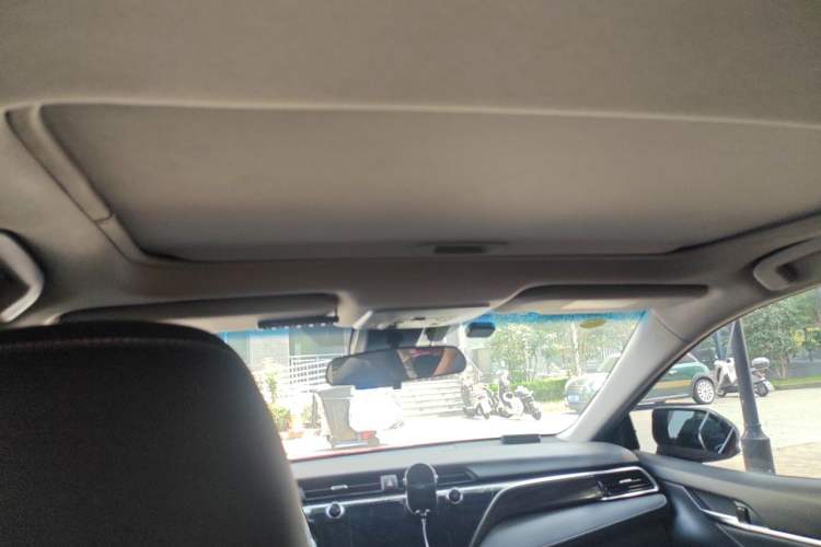 Used Toyota Camry 2019 2.5S FENGSHANG Version China V Standard Headliner