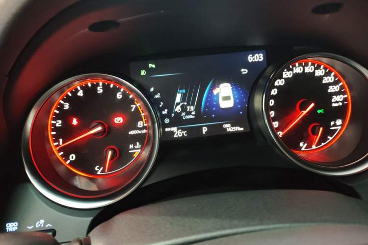 Used Toyota Camry 2019 2.0S FENGSHANG Version China VI Standard Instrument Cluster