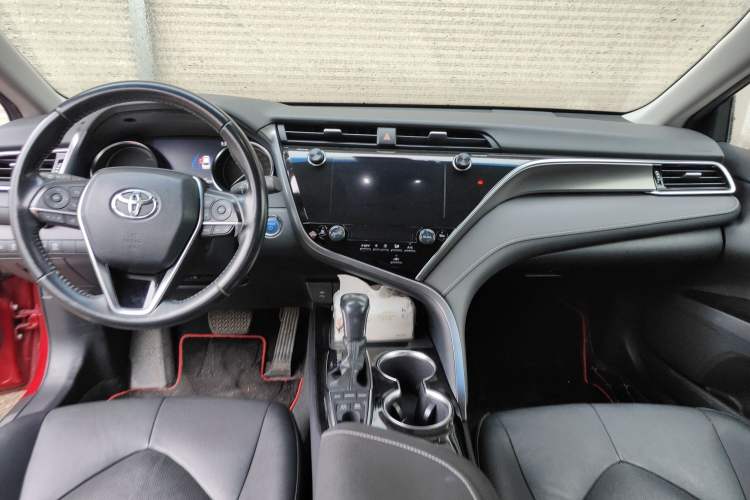 Used Toyota Camry 2019 Dual-Engine 2.5HS FENGSHANG Edition China VI Standard Interior 1