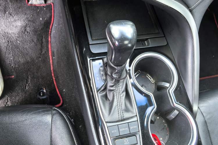 Used Toyota Camry 2019 Revised Version 2.5S Fēngshàng Edition Interior 3
