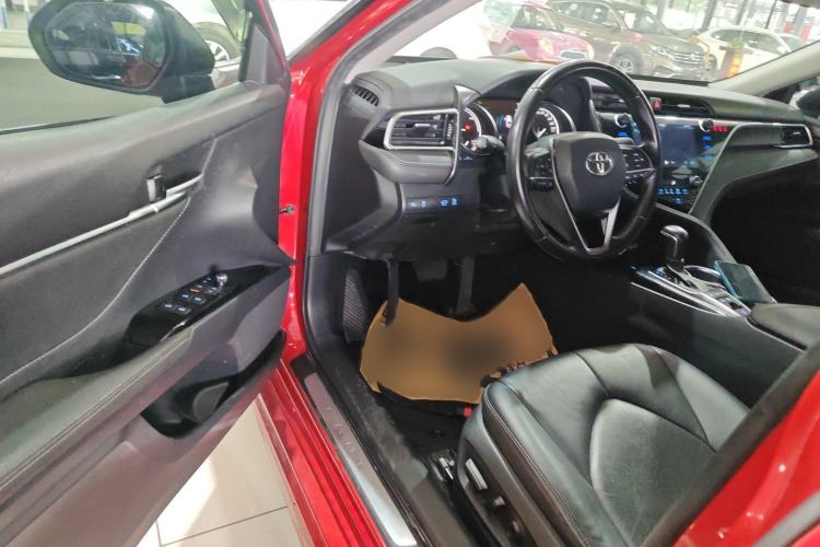 Used Toyota Camry 2019 Dual-Engine 2.5HS FENGSHANG Edition China VI Standard Interior 3