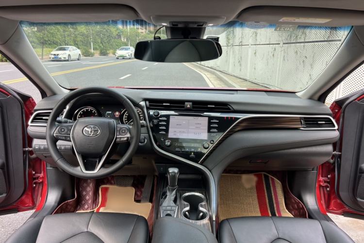 Used Toyota Camry 2019 2.5G Luxury Edition China VI Standard Interior 4