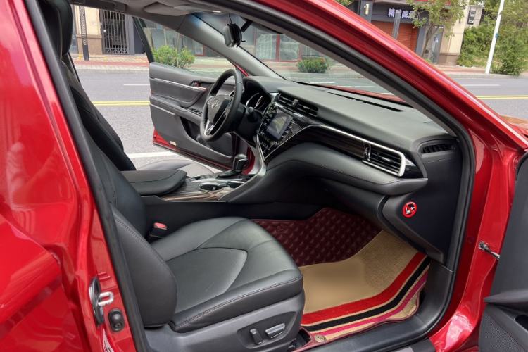 Used Toyota Camry 2019 2.5G Luxury Edition China VI Standard Interior 7
