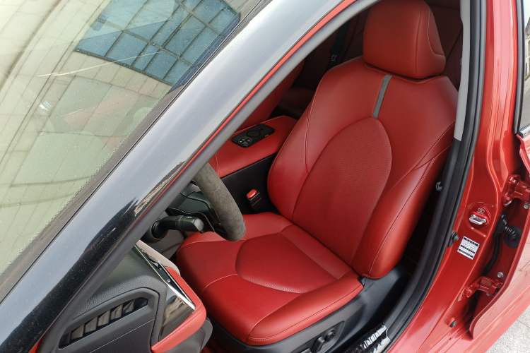 Used Toyota Camry 2019 2.5S FENGSHANG Version China VI Standard Left Front Seat
