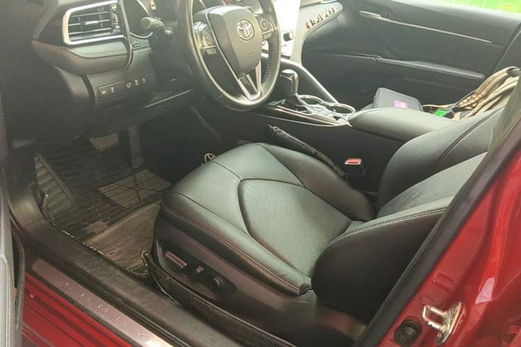 Used Toyota Camry 2019 Revised Version 2.0S Fēngshàng Edition Left Front Seat