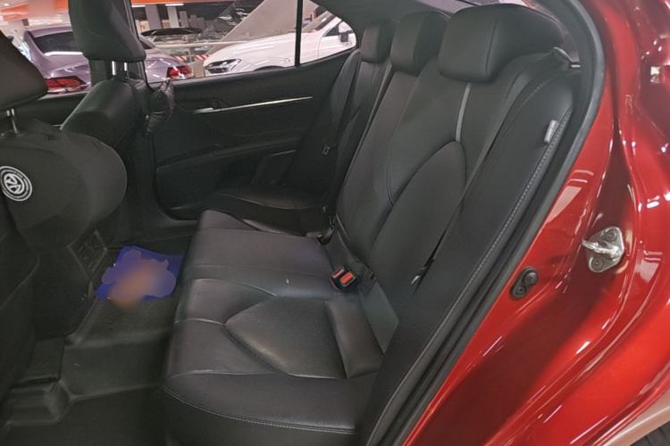 Used Toyota Camry 2019 Revised Version 2.5S Fēngshàng Edition Left Rear Seat