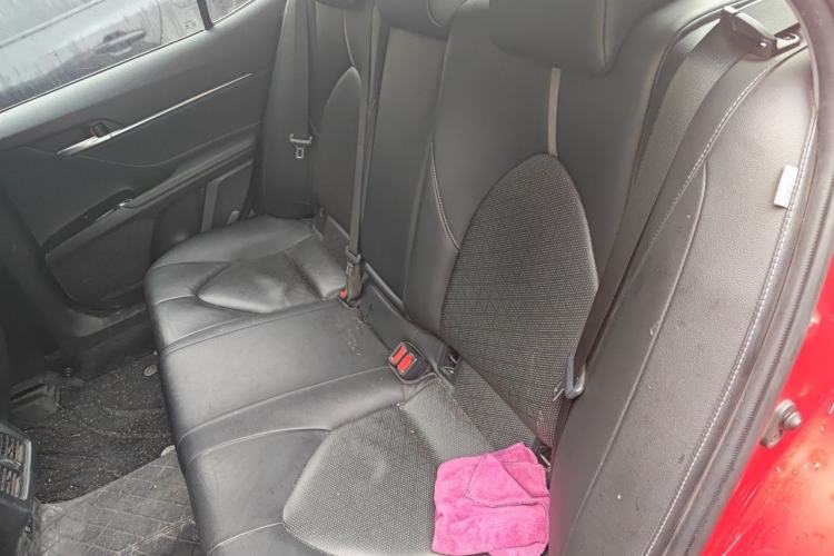 Used Toyota Camry 2019 2.5S FENGSHANG Version China VI Standard Left Rear Seat