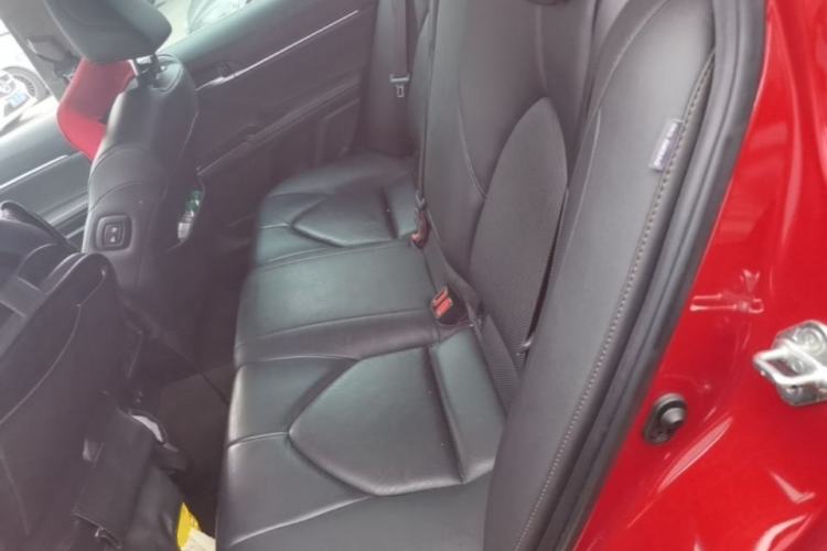 Used Toyota Camry 2019 2.0G Luxury Edition China VI Standard Left Rear Seat