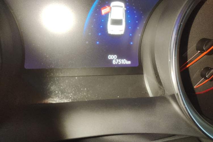 Used Toyota Camry 2019 Revised Version 2.5S Fēngshàng Edition Odometer Close Up