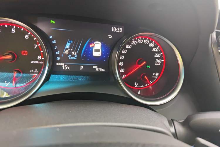 Used Toyota Camry 2019 2.5S FENGSHANG Version China VI Standard Odometer Close Up