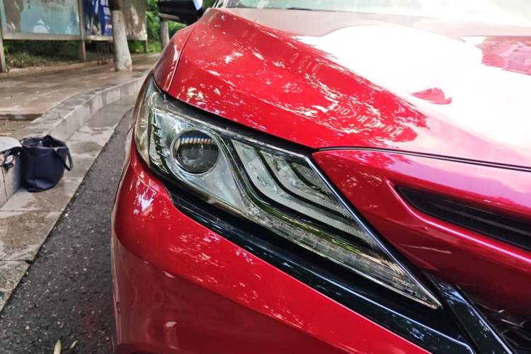 Used Toyota Camry 2019 2.5S FENGSHANG Version China VI Standard Right Front Headlight
