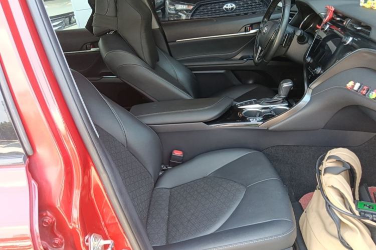 Used Toyota Camry 2019 Revised Version 2.0S Fēngshàng Edition Right Front Seat