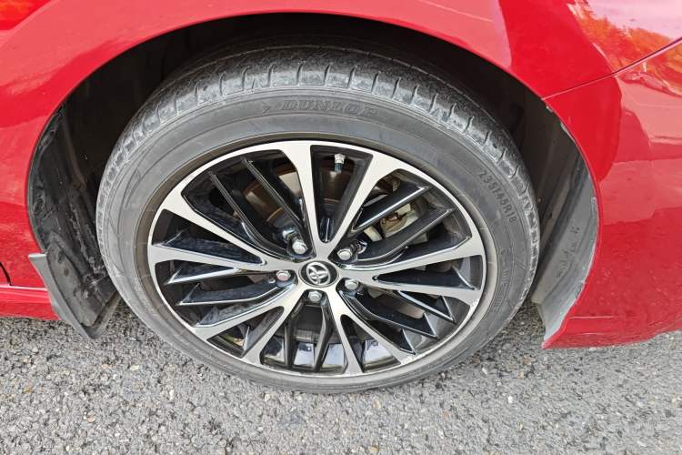 Used Toyota Camry 2019 2.5S FENGSHANG Version China VI Standard Right Front Wheel Hub