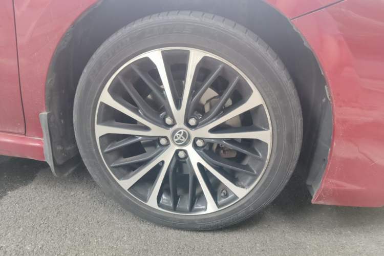 Used Toyota Camry 2019 2.5S FENGSHANG Version China VI Standard Right Front Wheel Hub
