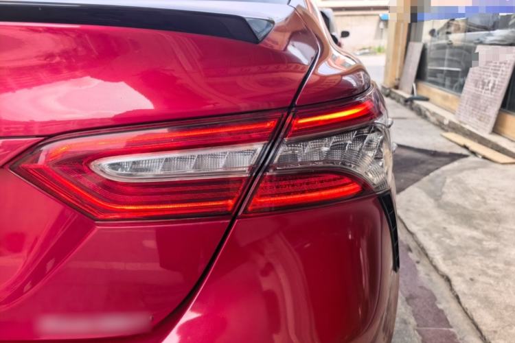Used Toyota Camry 2019 2.5S FENGSHANG Version China VI Standard Right Rear Taillight