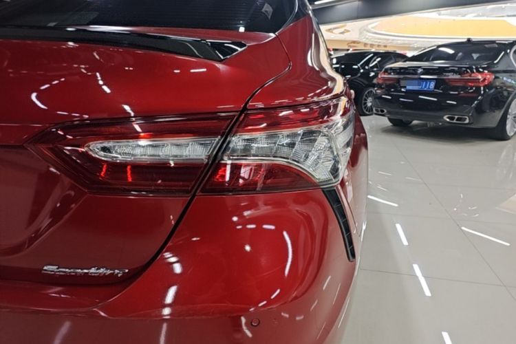 Used Toyota Camry 2019 Revised Version 2.5S Fēngshàng Edition Right Rear Taillight