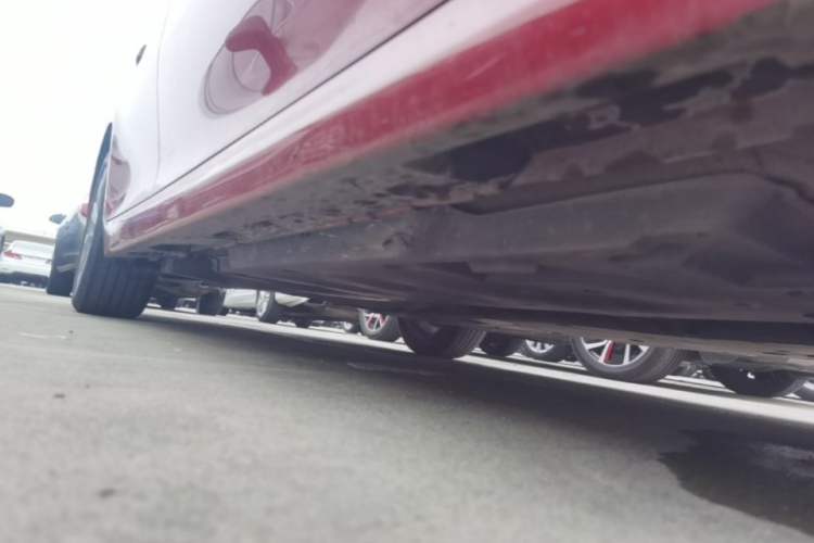 Used Toyota Camry 2019 2.0G Luxury Edition China VI Standard Right Side Sill