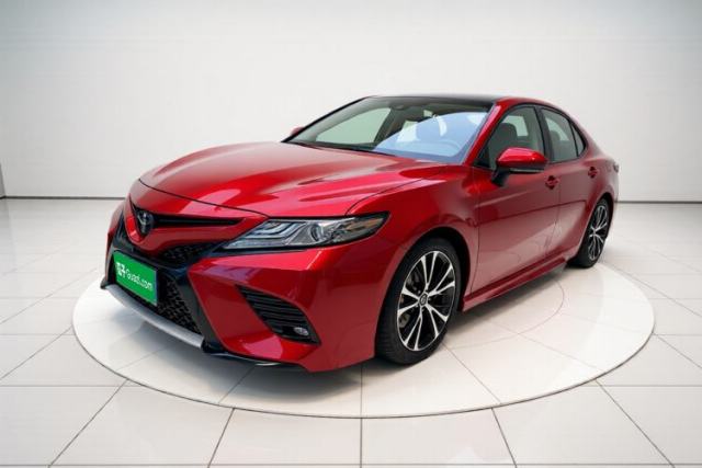 Ojetý Toyota Camry 2019 Revised Version 2.0S Fēngshàng Edition