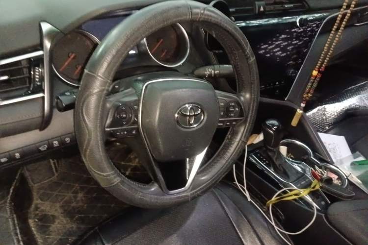 Used Toyota Camry 2019 2.0S FENGSHANG Version China VI Standard Steering Wheel