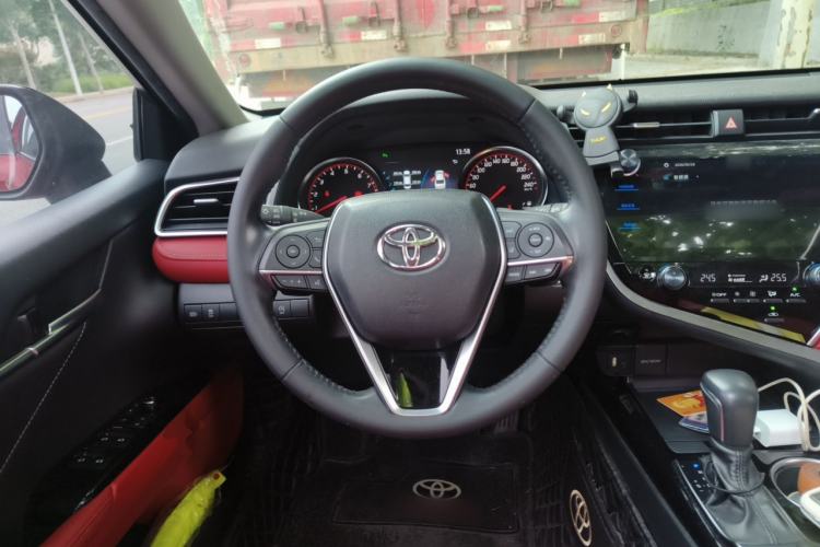 Used Toyota Camry 2019 2.5S FENGSHANG Version China VI Standard Steering Wheel