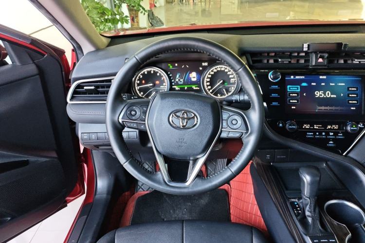 Used Toyota Camry 2019 Revised Version 2.5G Luxury Edition Steering Wheel