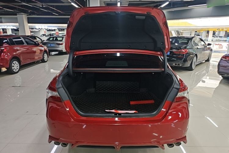 Used Toyota Camry 2019 Revised Version 2.5S Fēngshàng Edition Trunk