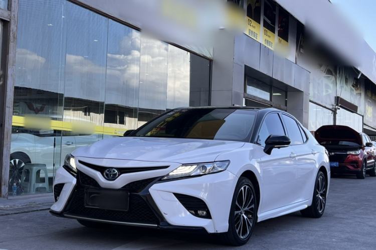 Used Toyota Camry 2019 2.5S FENGSHANG Version China VI Standard Guazi used car, China used car export, Used car for sale, Used cars, Cheapest cars for sale