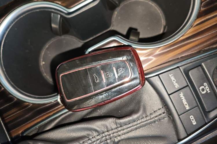 Used Toyota Camry 2019 Revised Version 2.5G Luxury Edition Vehicle Key