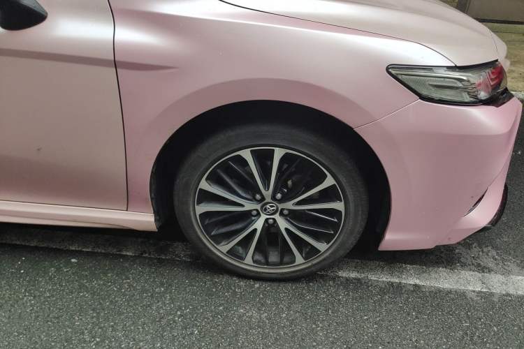 Used Toyota Camry 2019 Revised Version 2.0S Fēngshàng Edition Right Front Wheel Hub