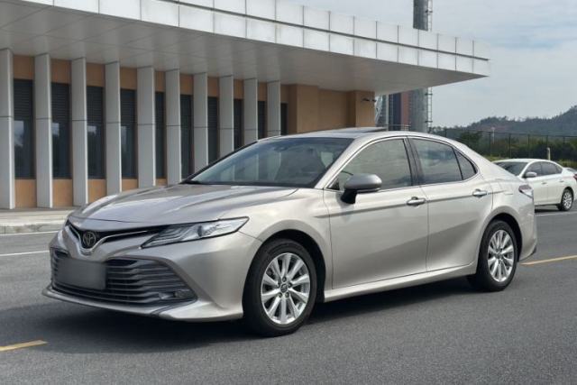 Used Toyota Camry 2019 2.0G Luxury Edition China VI Standard