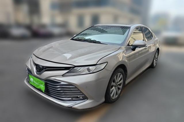 Toyota Camry 2019 2.0G Luxury Edition China VI Standard مستعملة