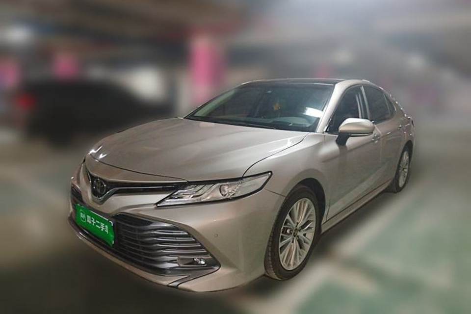 Toyota Camry 2019