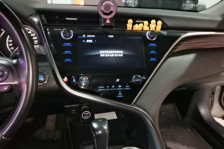 Used Toyota Camry 2019 2.5G Luxury Edition China VI Standard Audio And AC Panel
