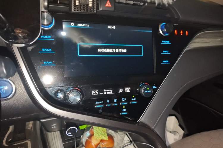 Used Toyota Camry 2019 Dual-Engine 2.5 HG Luxury Edition China V Standard Audio And AC Panel
