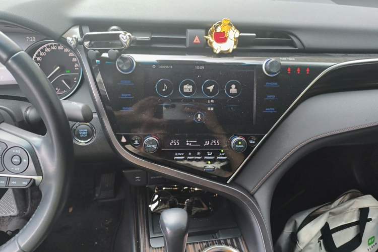 Used Toyota Camry 2019 2.5G Luxury Edition China VI Standard Audio And AC Panel