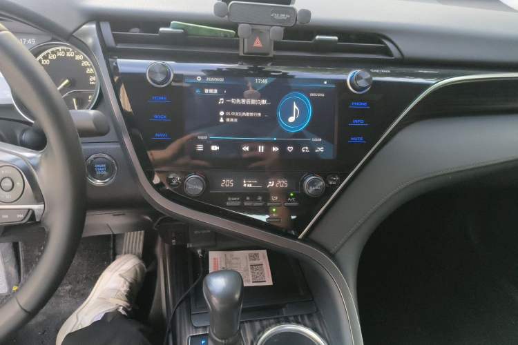 Used Toyota Camry 2019 2.0G Luxury Edition China VI Standard Audio And AC Panel